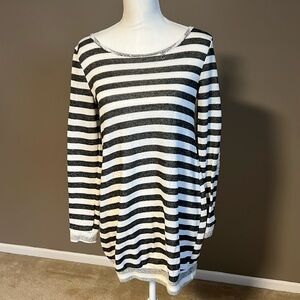 Boutique tunic sweater with lace elbow patches